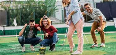 Around the hotel there are several opportunities to play mini golf, bowling and tennis