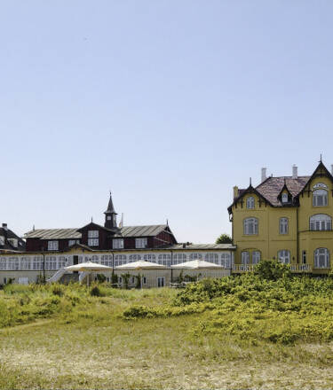 Nyd lange gåture på stranden eller rolige timer på terrassen.