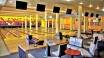 På Hotel Duo er der både et kasino samt mulighed for at spille bowling, billard eller dart.