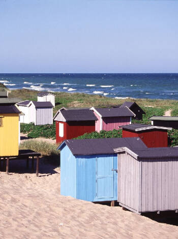 We are next door to Hundested harbor and are only 300 meters from the beach.
