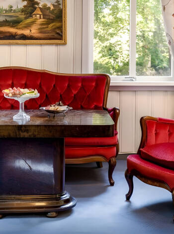 Historic interiors and original details give the hotel a warm atmosphere full of character.