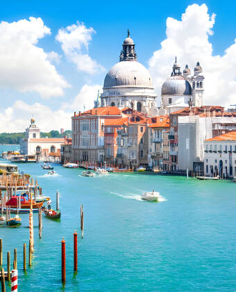 Venedig ist vom Hafen von Treporti aus leicht mit dem Boot zu erreichen.