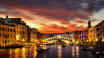 Utforska den alltid så vackra och romantiska kanalstaden Venedig.