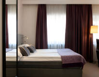 På Elite Stora Hotellet Örebro inkvarteras ni i bekväma och moderna rum.