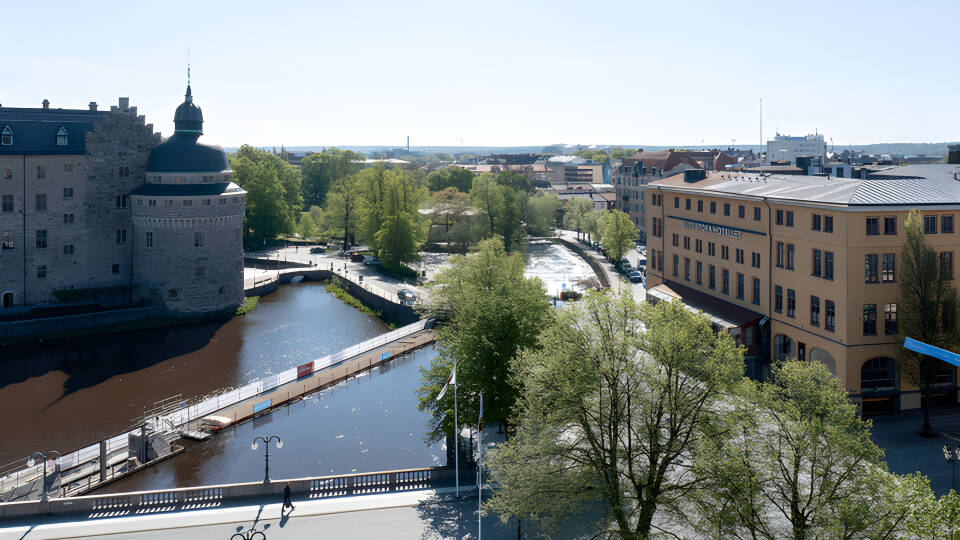 The hotel is both centrally and beautifully located next to Svartån and Örebro Castle.