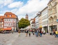 Besøk middelalderbyen Göttingen, som er en fin kombinasjon av gammel historie og et livlig universitetsmiljø.