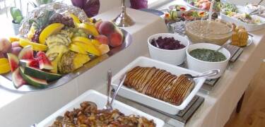 Nyd et ophold med masser af traditionel dansk kromad i en autentisk sønderjysk atmosfære.