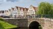 Friedrichstadt, även kallat Lilla Amsterdam, är med sina speciella hus och alla kanaler väl värt ett besök.
