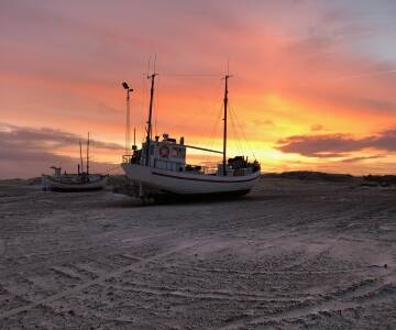 Opplev det vakre området rundt Jammerbugten, som absolutt ikke blir mindre vakker i solnedgangen