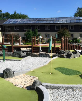 Probieren Sie während Ihres Aufenthalts den hauseigenen 18-Loch-Minigolfplatz aus.