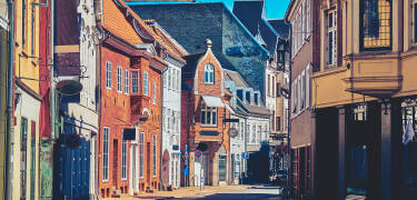 Oppdag Odense, en by som tilbyr alt fra shopping og museer til gamle kirker og vakre grønne oaser.