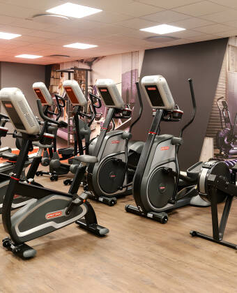 You have good opportunities to keep training in the hotel's 650m² "Seaside Gym".