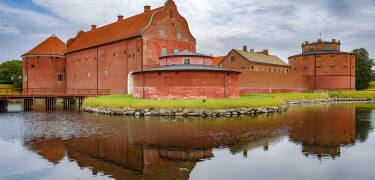 Besøk og opplev det nærliggende Landskrona slott, også kalt Citadell
