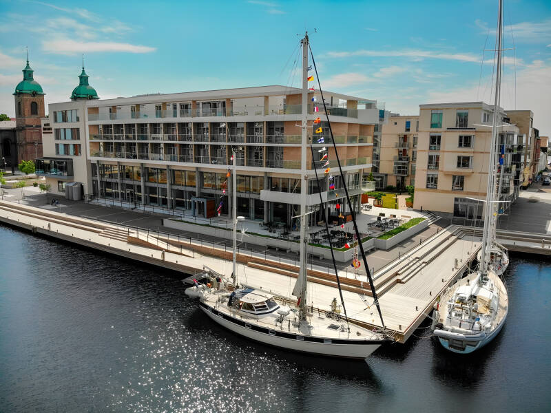 Hotel Öresund är en helt nybyggd anläggning som öppnade upp sina dörrar under hösten 2018.