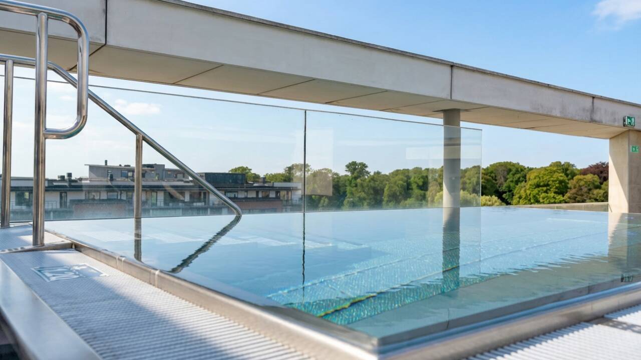 Nyd et ophold med afslapning og velvære i hotellets lækre rooftop wellnessområde.
