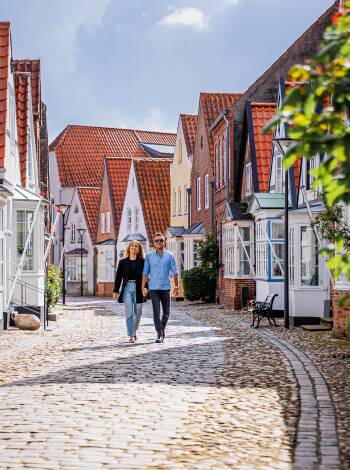 Tønder er en liten koselig by, hvor det meste er innen gangavstand. Arkitekturen bærer også preg av tysk innflytelse frem til gjenforeningen i 1920