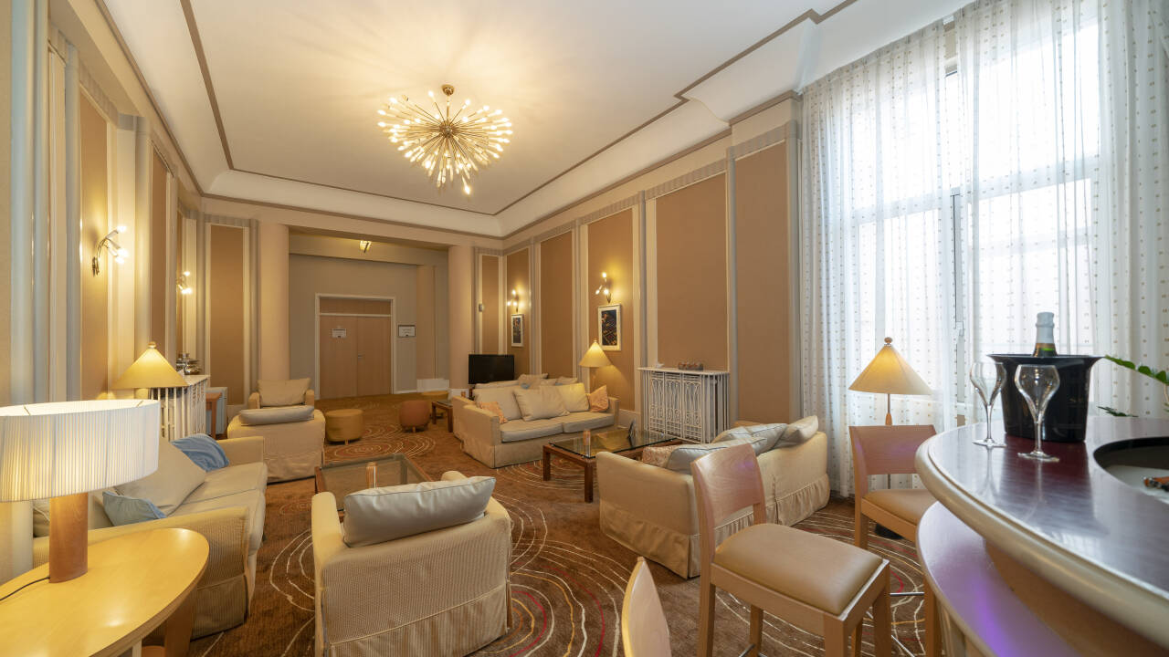 Grand Hotel Filippo er et elegant 4-stjernet hotel, beliggende i hjertet af spabyen, Niederbronn, i Alsace.