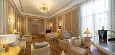 Grand Hotel Filippo er et elegant 4-stjernet hotel, beliggende i hjertet af spabyen, Niederbronn, i Alsace.