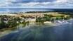 Schloss Hotel Klink is located directly on Lake Müritz in a 35,000 m² park with a sandy beach.