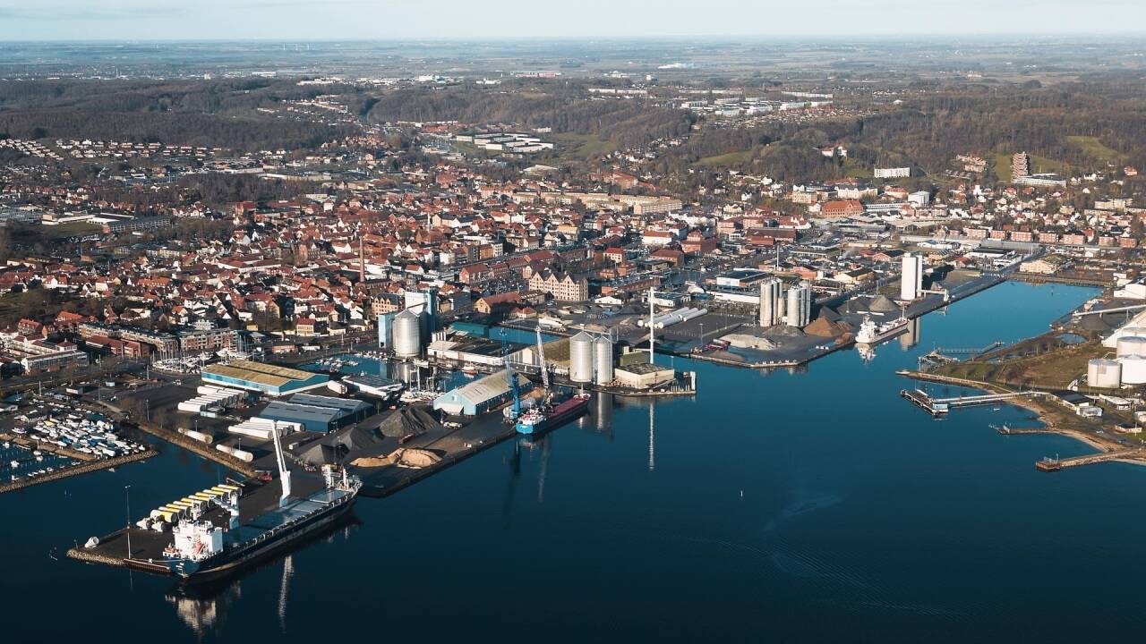 Besøg spændende byer som Tønder, Haderslev og Aabenraa.