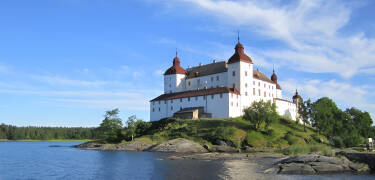 Ta reisefølget med på utflukt til Läckö slott