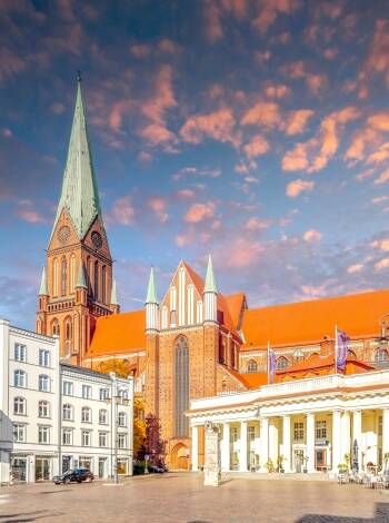 Enjoy a stroll in Schwerin's cosy town centre, where you can take a closer look at the beautiful town hall.