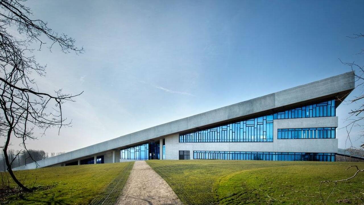 Erleben Sie das schöne Moesgård Museum, das Ihnen interessante Einblicke in die Kulturgeschichte gibt.