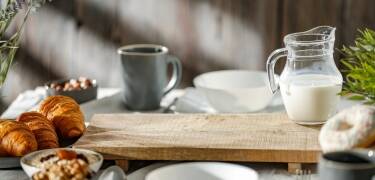 Restauranten serverer en deilig økologisk frokost.