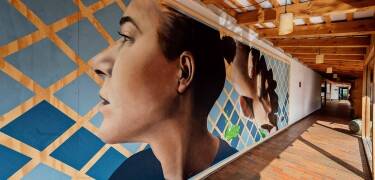 Oplev Danmarks største private kunstsamling med over 1.200 værker udstillet.