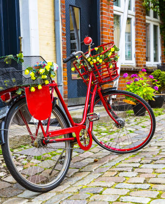The hotel is perfectly located for a cosy Danish holiday in the idyllic, cobbled town of Mariager.