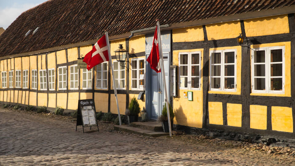 Postgaarden ligger skønt i Mariager og har en ganske unik historisk atmosfære.