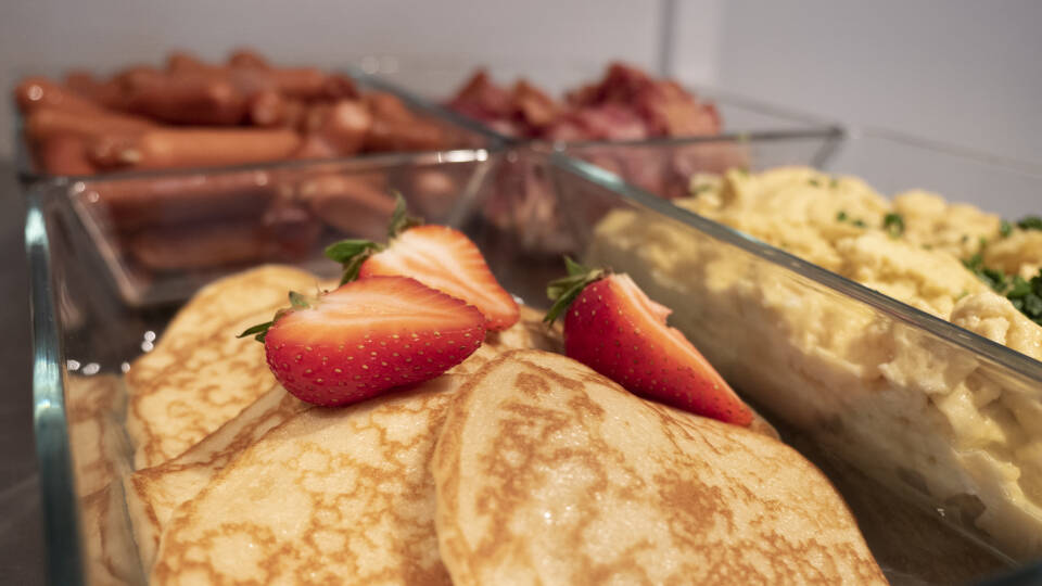 Enjoy the hotel's lovely breakfast buffet, with a wide selection of homemade products