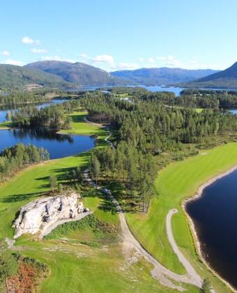 Vrådal bietet viel fantastische Natur mit dem Nisser See, Wäldern und Bergen als malerische Kulisse.