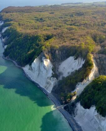Møns Klint er et av de mest kjente UNESCO-stedene i Danmark. Strandhotel Klinten er det perfekte utgangspunktet for å besøke denne naturperlen.