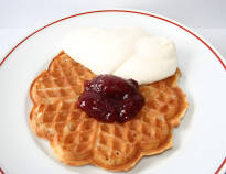 Between 4pm and 9pm you can have fun making waffles and enjoying them with jam and whipped cream.