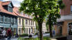Utforsk Aalborgs livlige sentrum hvor butikker, butikker, museer og gallerier lover en flott ferieopplevelse.