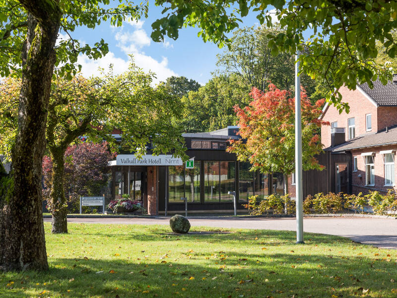 Best Western Valhall Park Hotell ligger i natursköna och charmiga Ängelholm i nordvästliga Skåne.