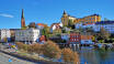 Här bor ni endast 200 meter från Arendals centrum och livliga hamn, ut mot Norges vackraste skärgård.