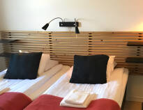 Hotellets værelser udgør en komfortabel under opholdet i Markaryd.