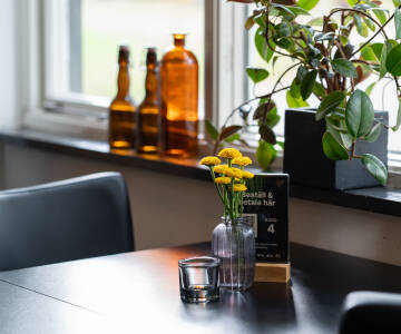 Efter en god nats søvn kan I starte dagen på bedste vis, med en dejlig omgang morgenmad og friskbrygget kaffe.