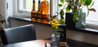 Nach dem Schlaf einer guten Nacht beginnen Sie den Tag am Besten mit dem wunderbaren Frühstücksbüfett und frisch gebrühtem Kaffee.