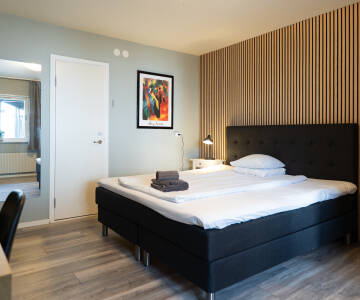 Hotellets rom utgjør en komfortabel base under oppholdet i Markaryd.