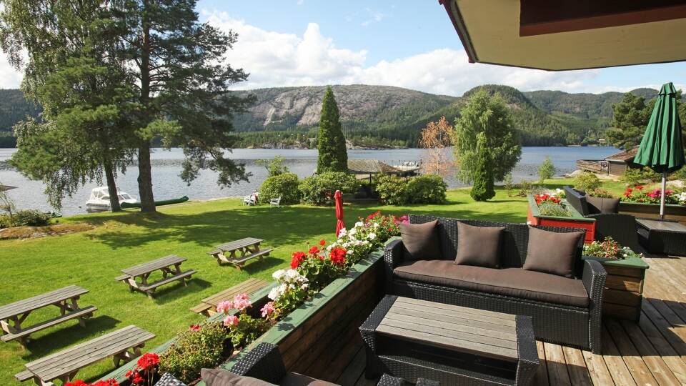 Revsnes Hotel liegt idyllisch am Byglandsfjord und ist ein traditionsreiches Haus, umgeben von herrlicher Landschaft.