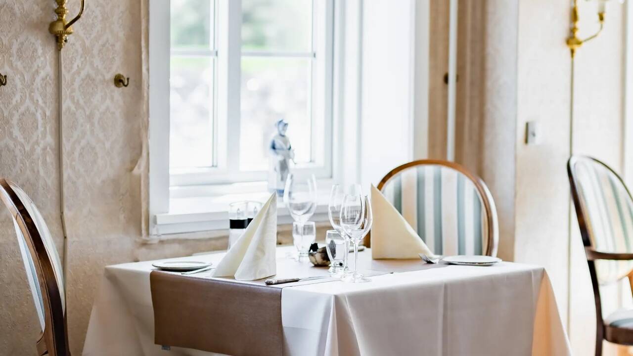 hotel slider thumbnail