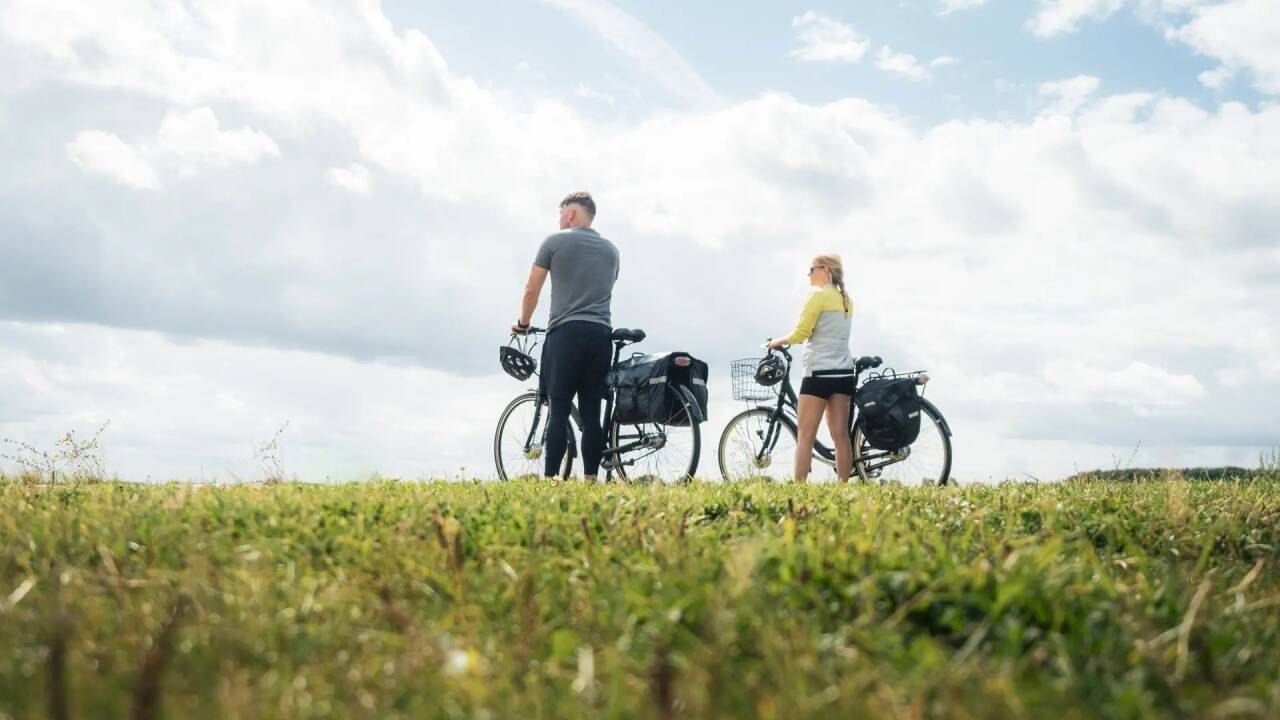 Udforsk kilometerlange naturskønne stier, der er perfekte til vandreture, cykling og naturoplevelser.