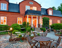 The inn is a good starting point for adventures in northern Skåne but also to relax in the inn's courtyard.