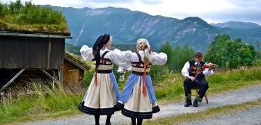 The Setesdal valley has long traditions in the silversmith's craft, folk music and dance.