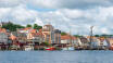 Opplev fantastiske Flensburg . Byen er sentrum for det danske mindretallet  i Sydslesvig og har både danske skoler og kirker samt spennende historie.