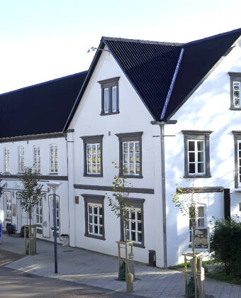 Das 3-Sterne-Aars Hotel ist ein gemütliches Stadthotel aus dem Jahr 1897 im Herzen der Stadt Aars.
