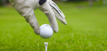 Golfentusiasterne kan glæde sig over, at der ligger hele 8 golfbaner indenfor en halv times kørsel.